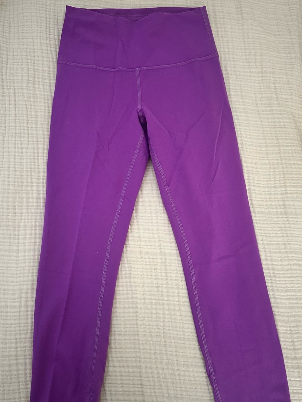 Women’s LULULEMON Wunder Train Purple Active Leggings